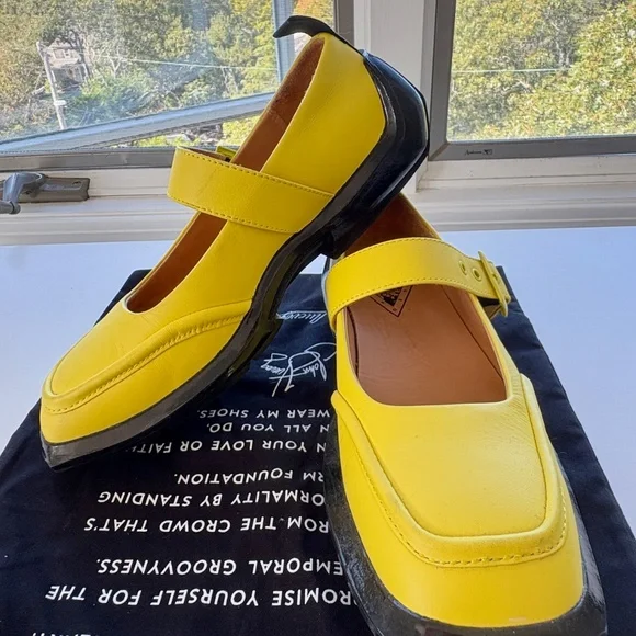 John Fluevog Future Angel Tayler Mary Janes - Picture 2 of 3